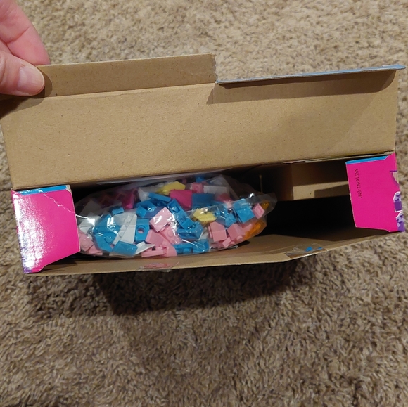 ❤️SALE! SHOPKINS Kinstructions Baby Shop 128 Piece Set - Picture 4 of 5